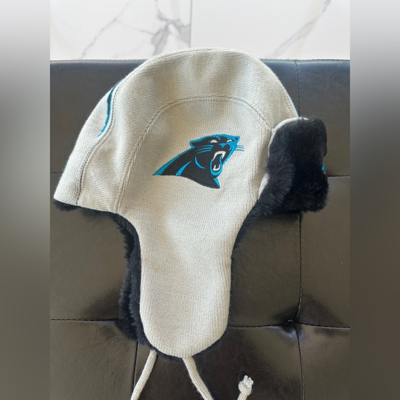 Worn twice New Era Carolina Panthers Trapper - Picture 2 of 7